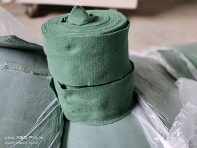 栽樹樹根部捆塑料袋
