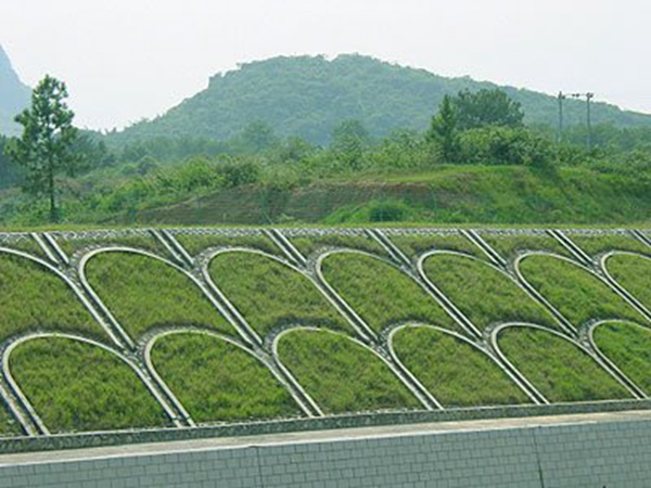 護坡2.jpg